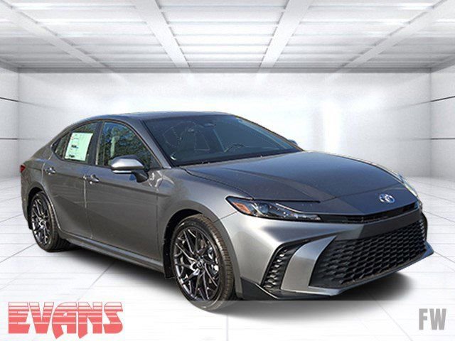 New 2026 Toyota Camry SE w/ Multimedia Upgrade Package