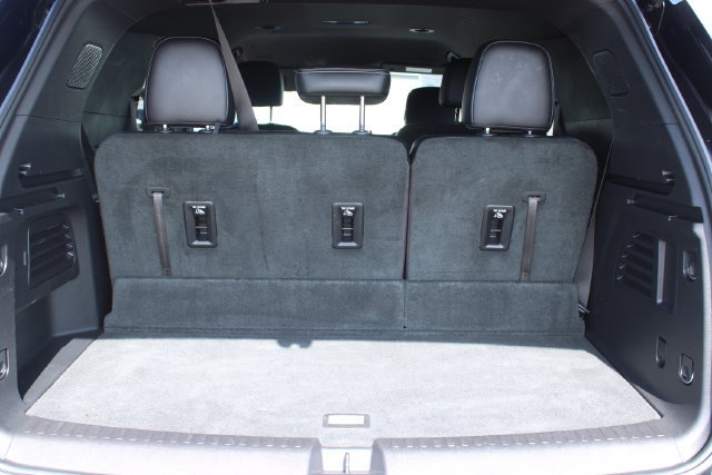 Used 2026 Chevrolet Traverse LT FWD image 47