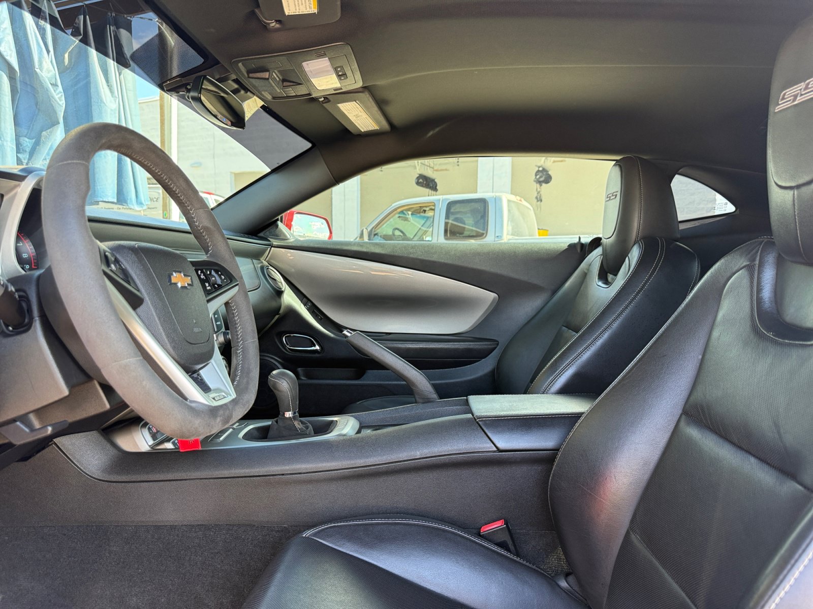 Used 2015 Chevrolet Camaro SS w/ SS Performance Package RWD image 13