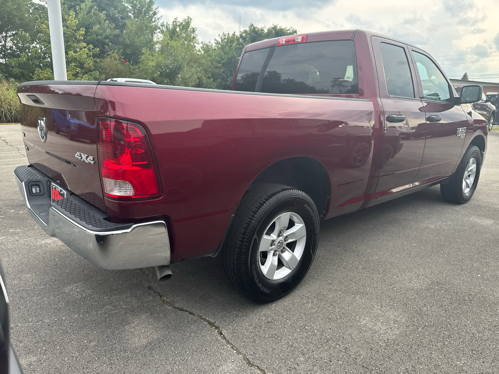 Used 2024 RAM 1500 Classic SLT image 4