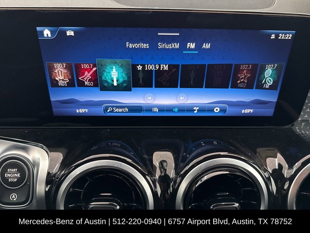 Certified 2025 Mercedes-Benz GLB 250 image 34