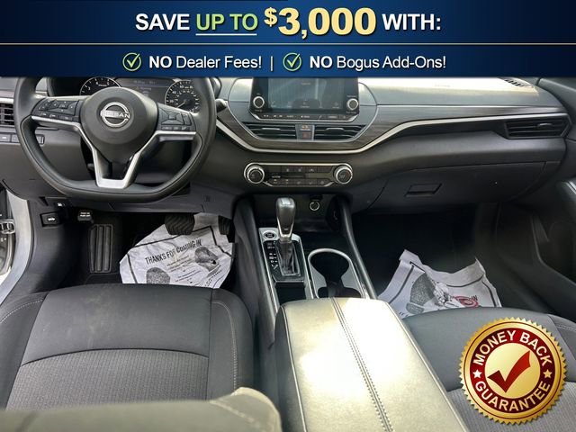 Used 2024 Nissan Altima 2.5 SV image 17