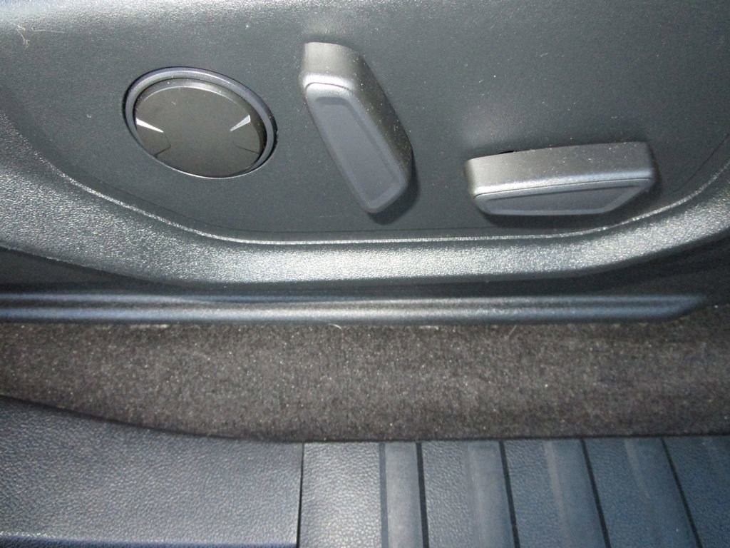 Used 2020 Ford F150 XLT w/ Equipment Group 302A Luxury image 22