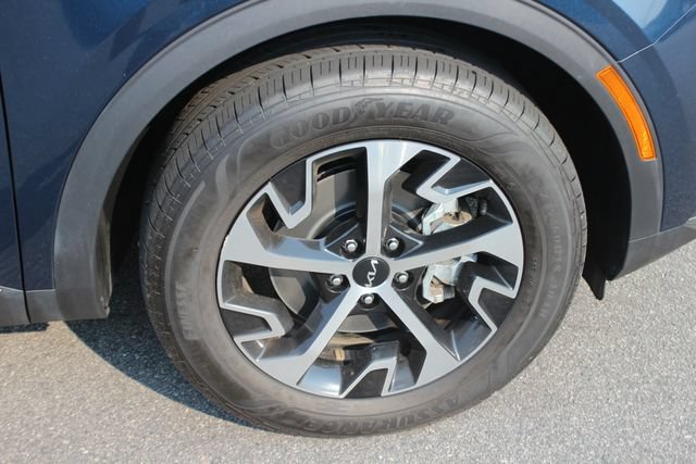 Used 2023 Kia Sportage EX AWD/4WD image 36
