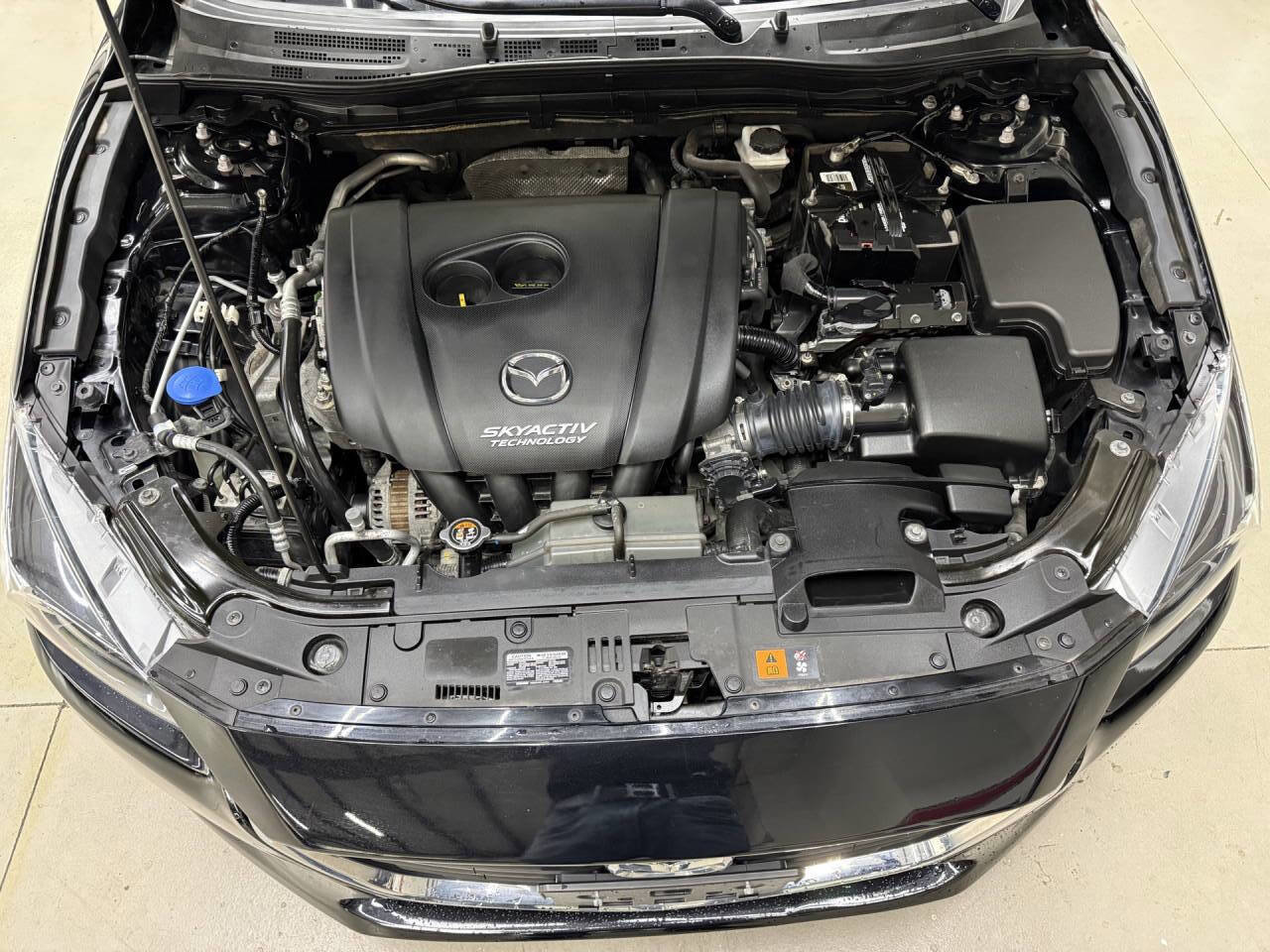 Used 2018 MAZDA MAZDA3 Touring FWD image 7