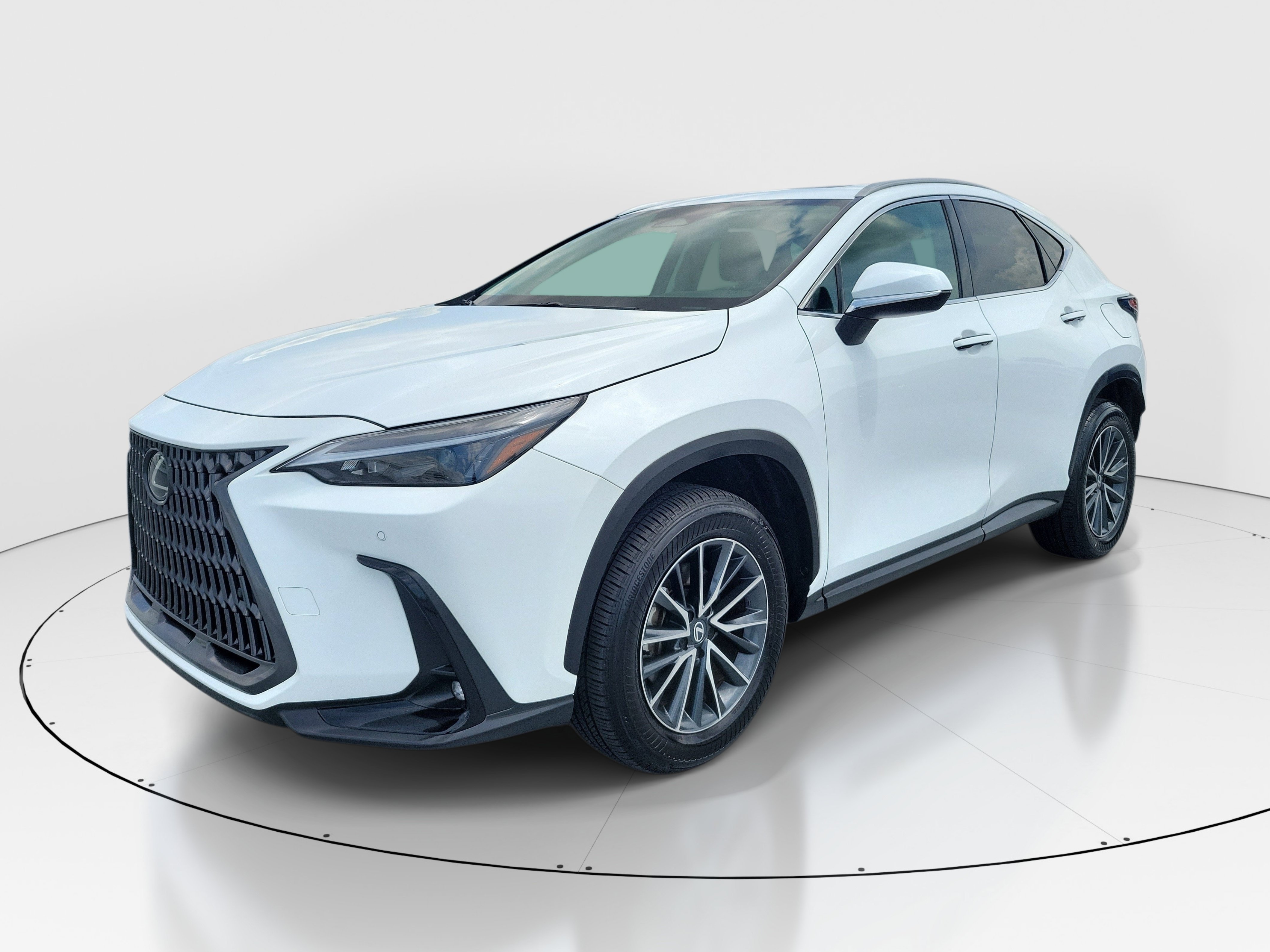 Certified 2026 Lexus NX 350 AWD w/ Accessory Package (Z1) image 3