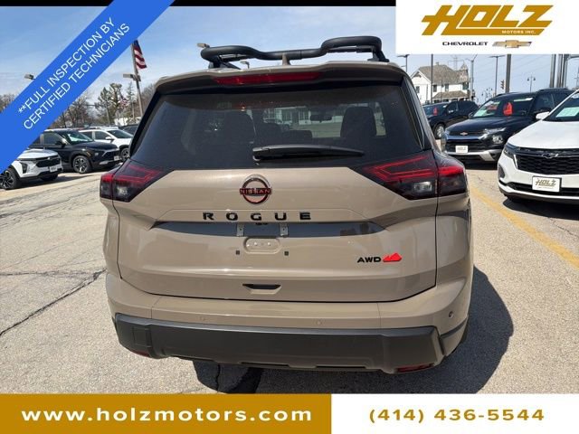 Used 2025 Nissan Rogue SV image 6