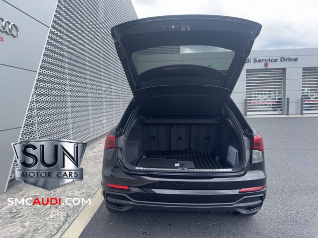 New 2025 Audi Q3 2.0T Premium image 23