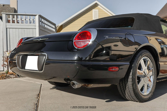 Used 2002 Ford Thunderbird Deluxe image 70