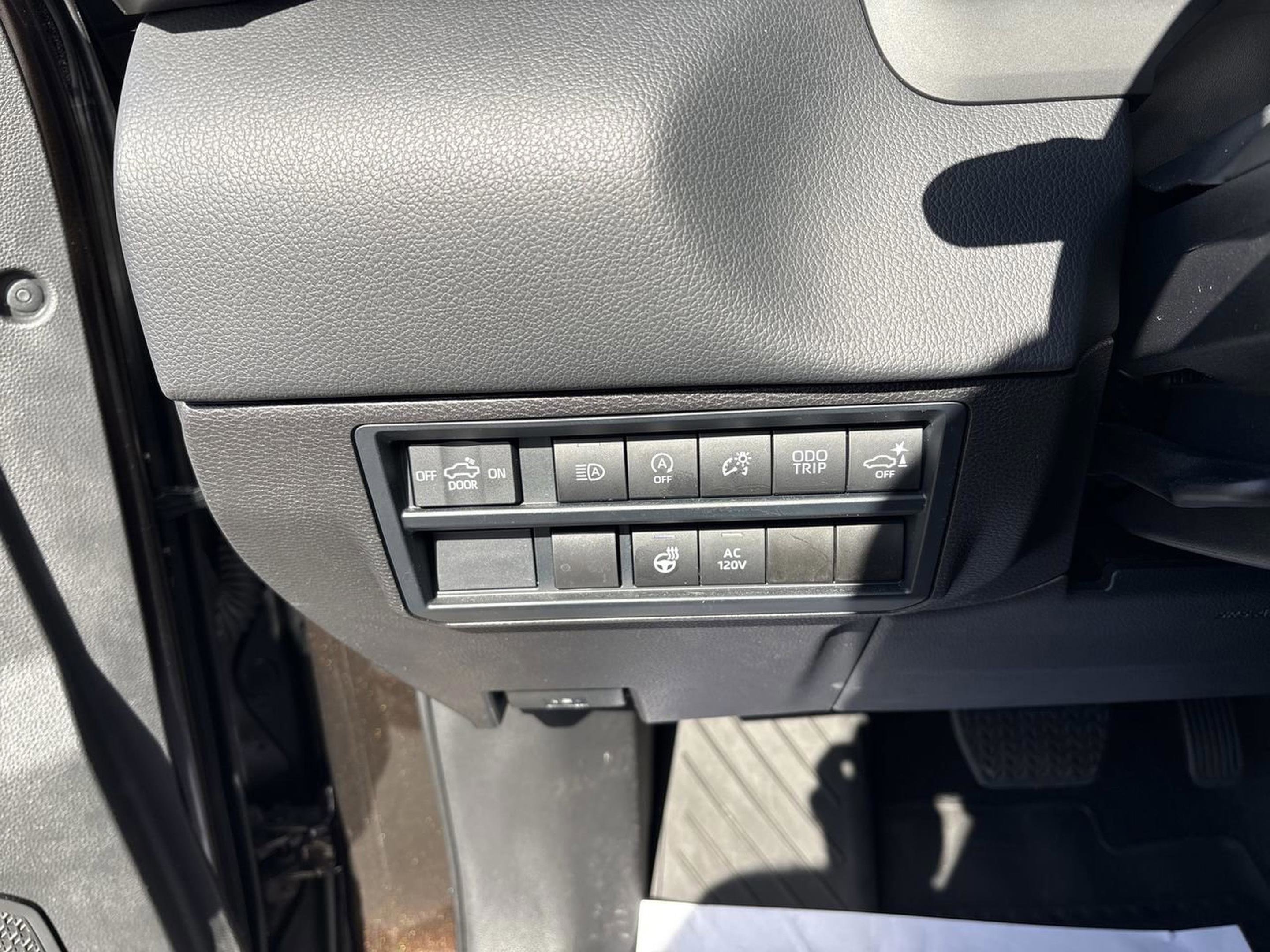 Used 2024 Toyota Tundra Limited image 15