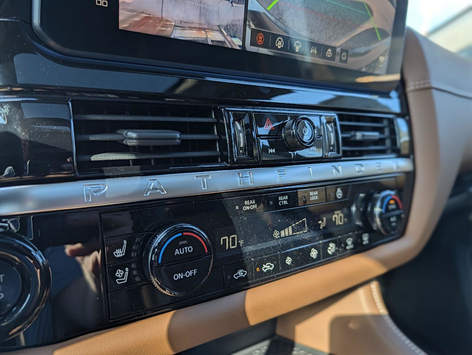 New 2026 Nissan Pathfinder Platinum AWD/4WD image 26