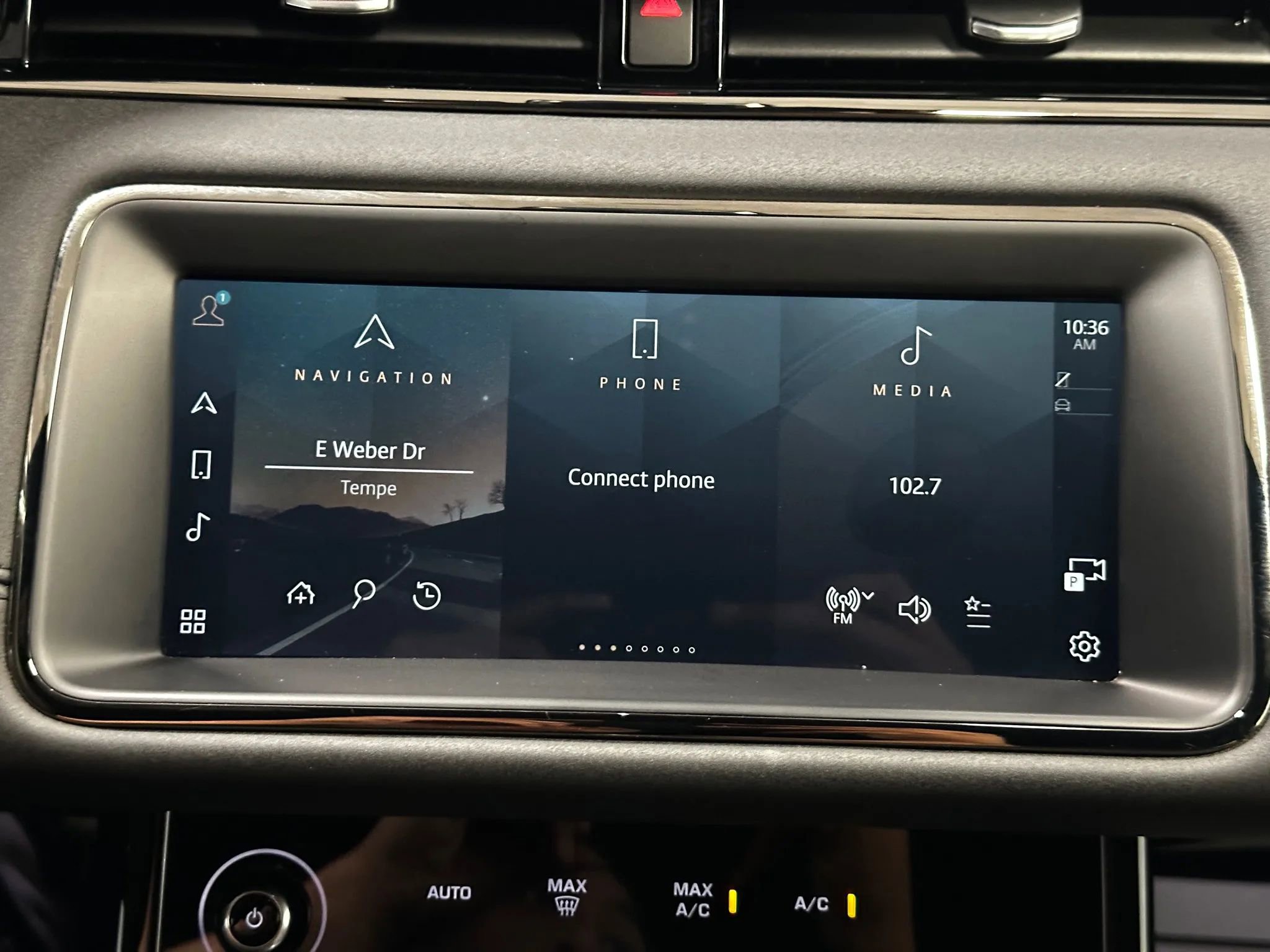 Used 2022 Land Rover Range Rover Evoque R-Dynamic S image 41