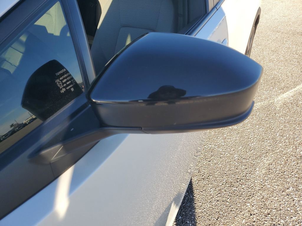 Certified 2025 Toyota Prius LE image 21