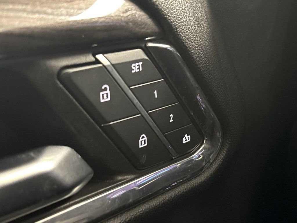 Used 2024 Chevrolet Silverado 1500 LTZ image 62