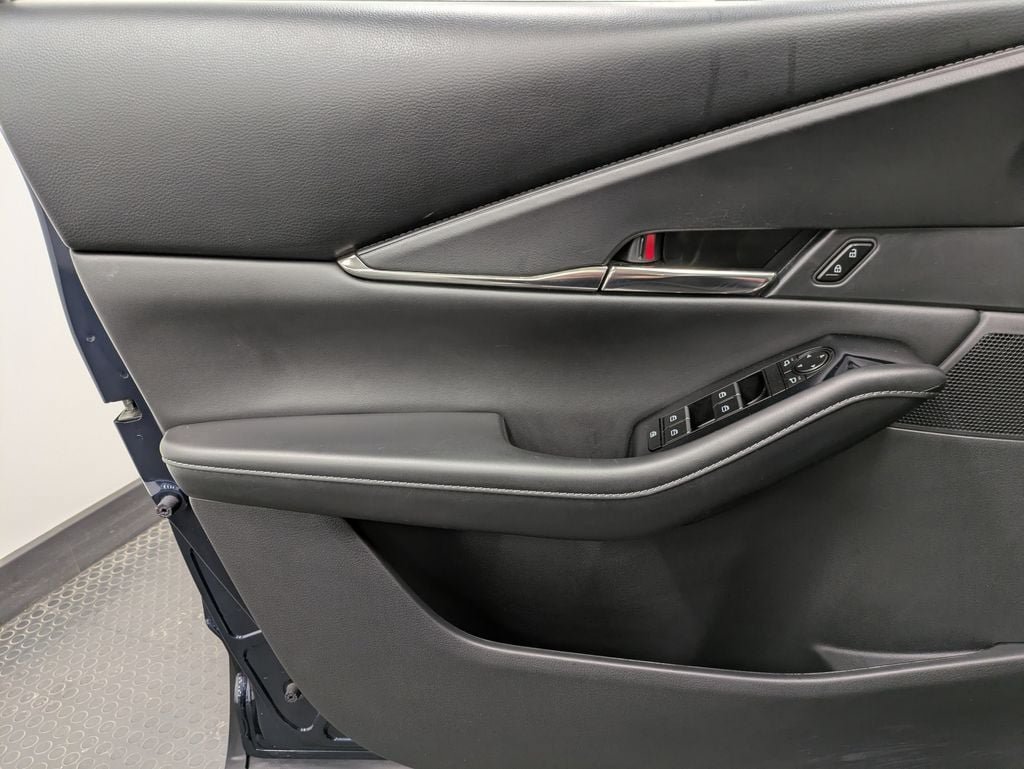 Certified 2023 MAZDA CX-30 AWD 2.5 S w/ Preferred Package image 9