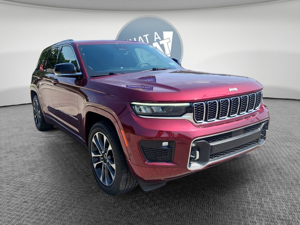 Used 2024 Jeep Grand Cherokee Overland w/ Luxury Tech Group IV AWD/4WD image 1