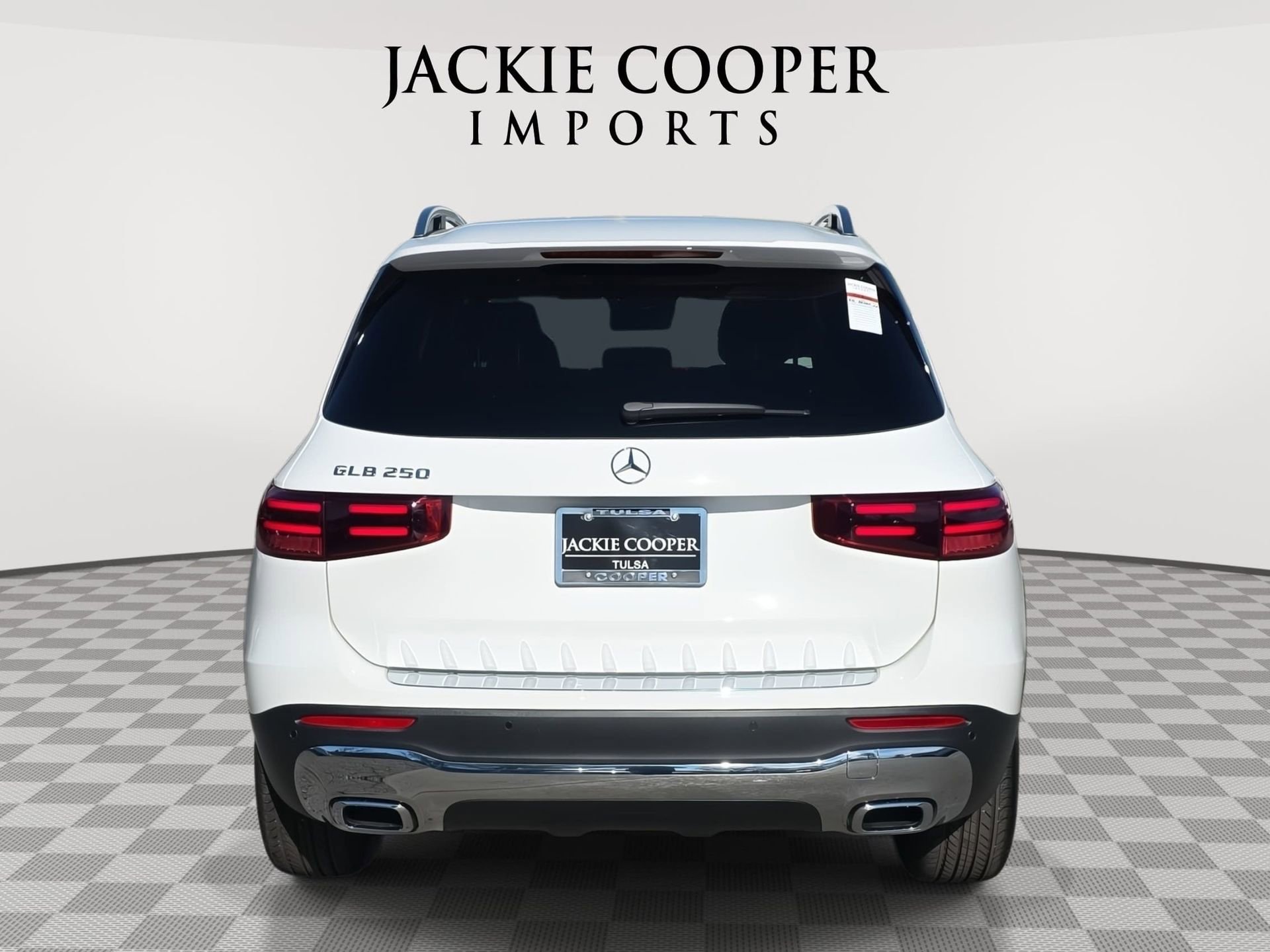Certified 2025 Mercedes-Benz GLB 250 image 6