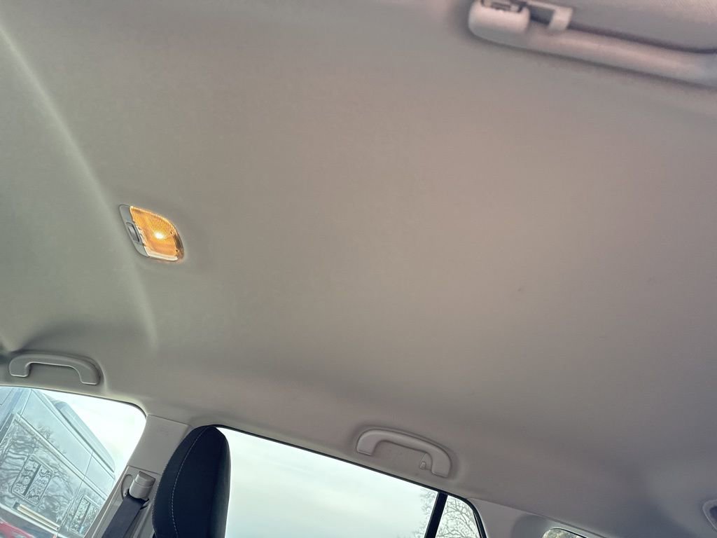 Used 2022 Subaru Outback Premium image 10