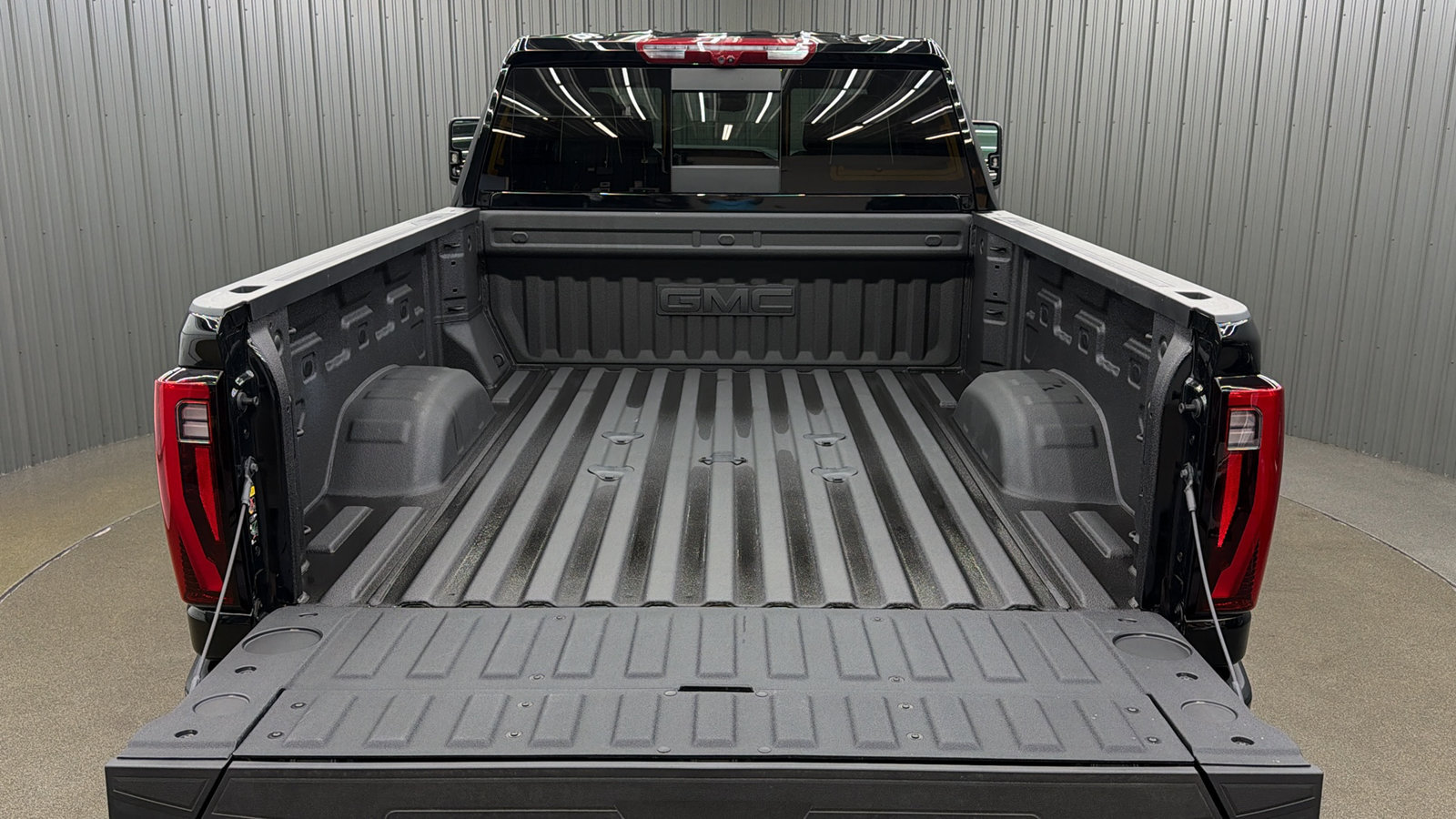 Used 2026 GMC Sierra 2500 Denali Ultimate AWD/4WD image 17