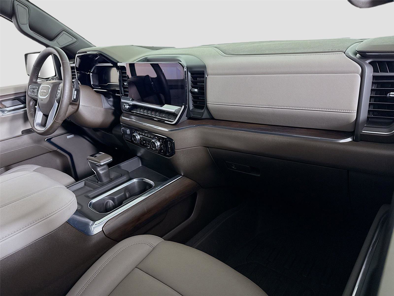 Used 2024 GMC Sierra 1500 SLT image 23