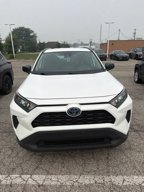 Used 2022 Toyota RAV4 LE AWD/4WD image 2