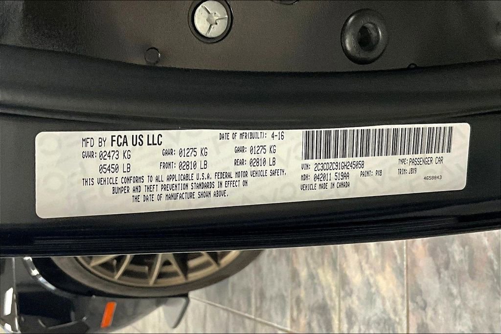 Used 2016 Dodge Challenger SRT Hellcat image 16