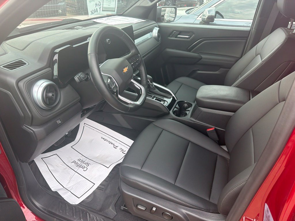 Used 2025 Chevrolet Colorado LT w/ LT Convenience Package RWD image 15