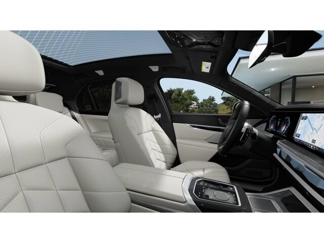 New 2026 BMW 760i xDrive w/ Executive Package AWD/4WD image 9