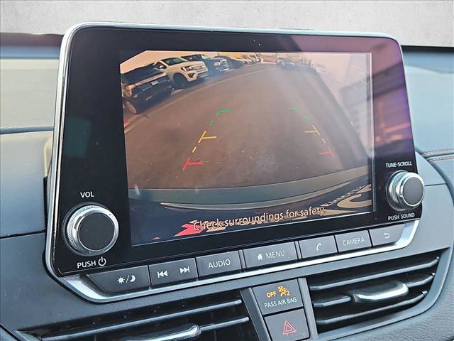 Used 2019 Nissan Altima 2.5 SR FWD image 13