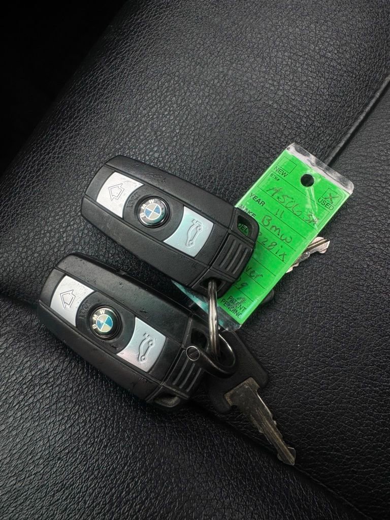 Used 2011 BMW 328i xDrive Wagon image 25