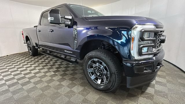 Used 2024 Ford F250 Lariat w/ Sport Appearance Package AWD/4WD image 2