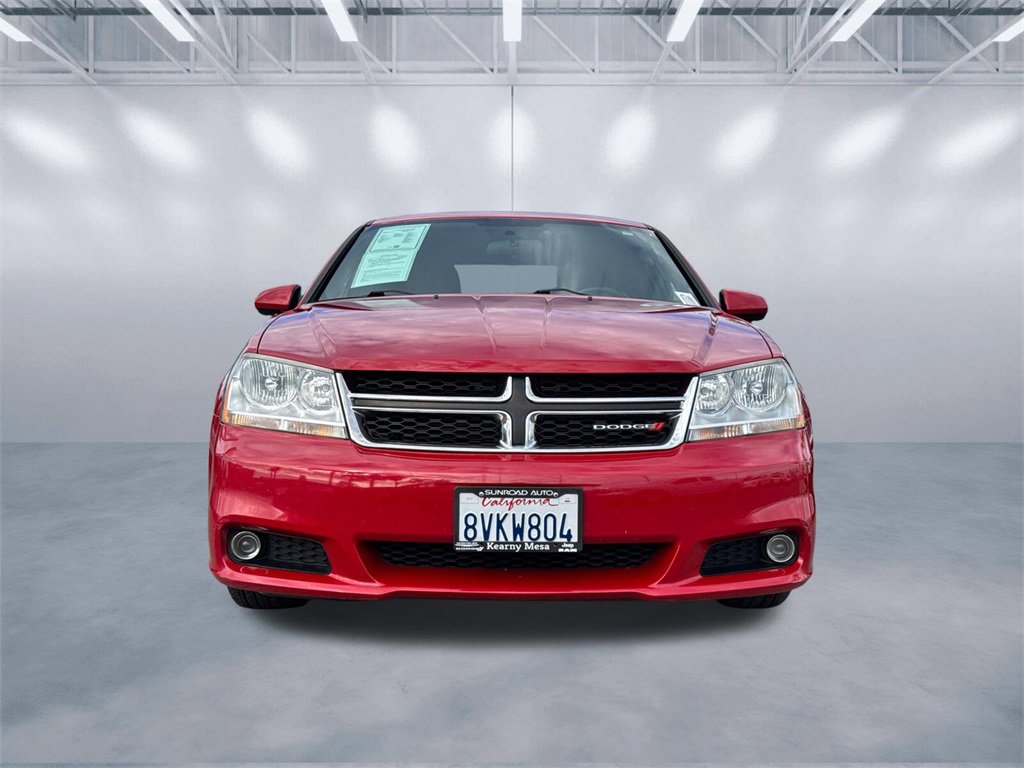 Used 2013 Dodge Avenger SXT image 2