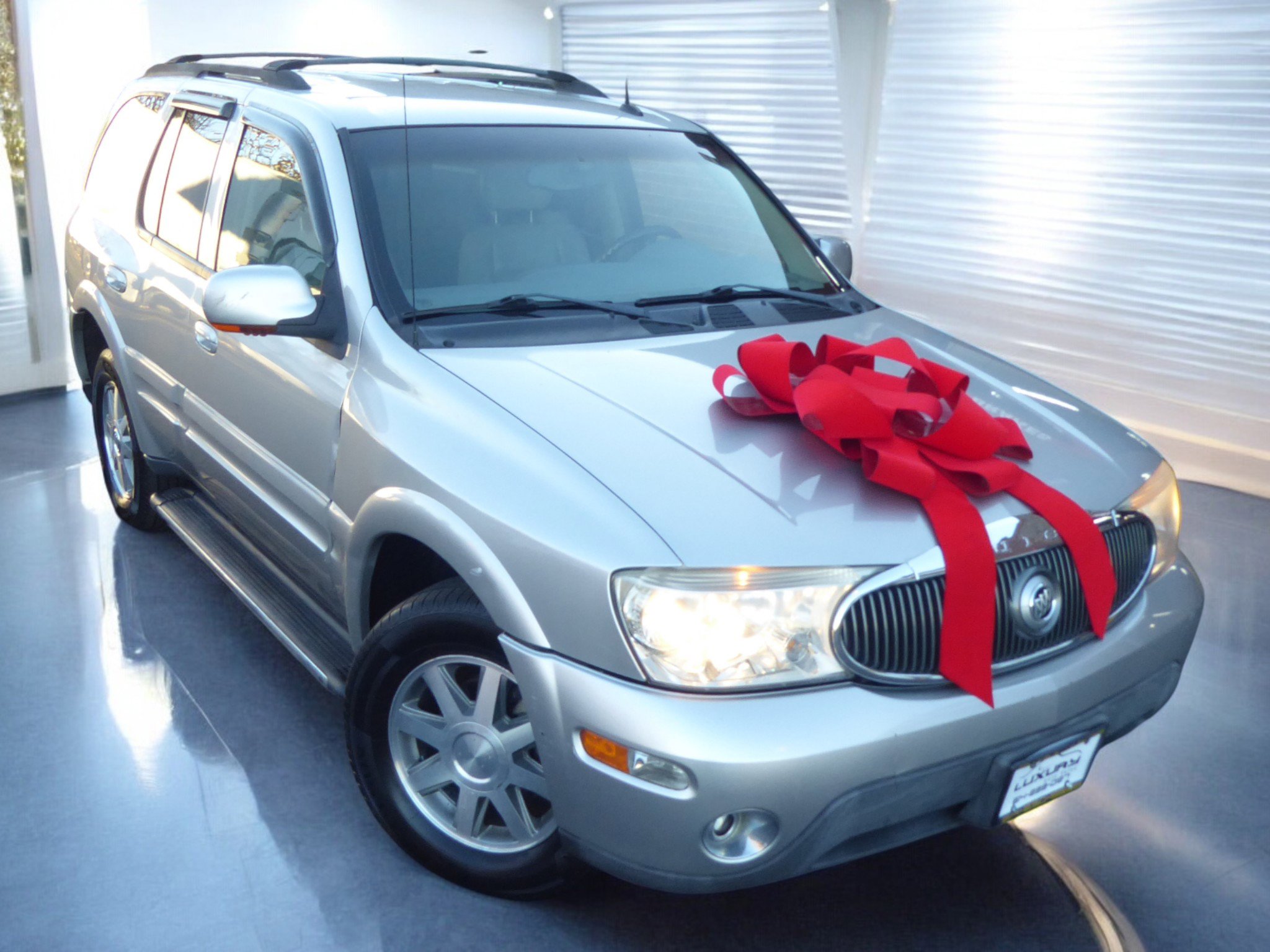 Used 2005 Buick Rainier CXL w/ Luxury Package image 2
