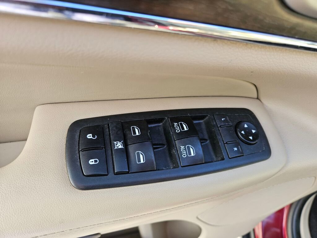 Used 2018 Jeep Grand Cherokee Limited w/ Luxury Group II image 15