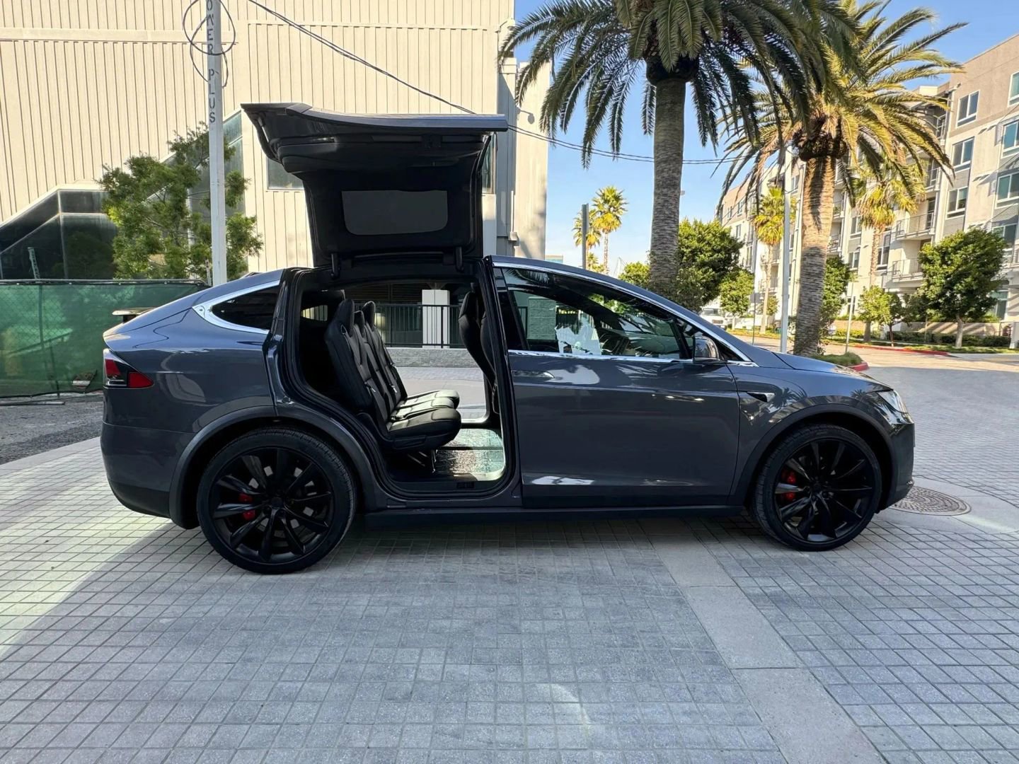 Used 2020 Tesla Model X Performance AWD/4WD image 8