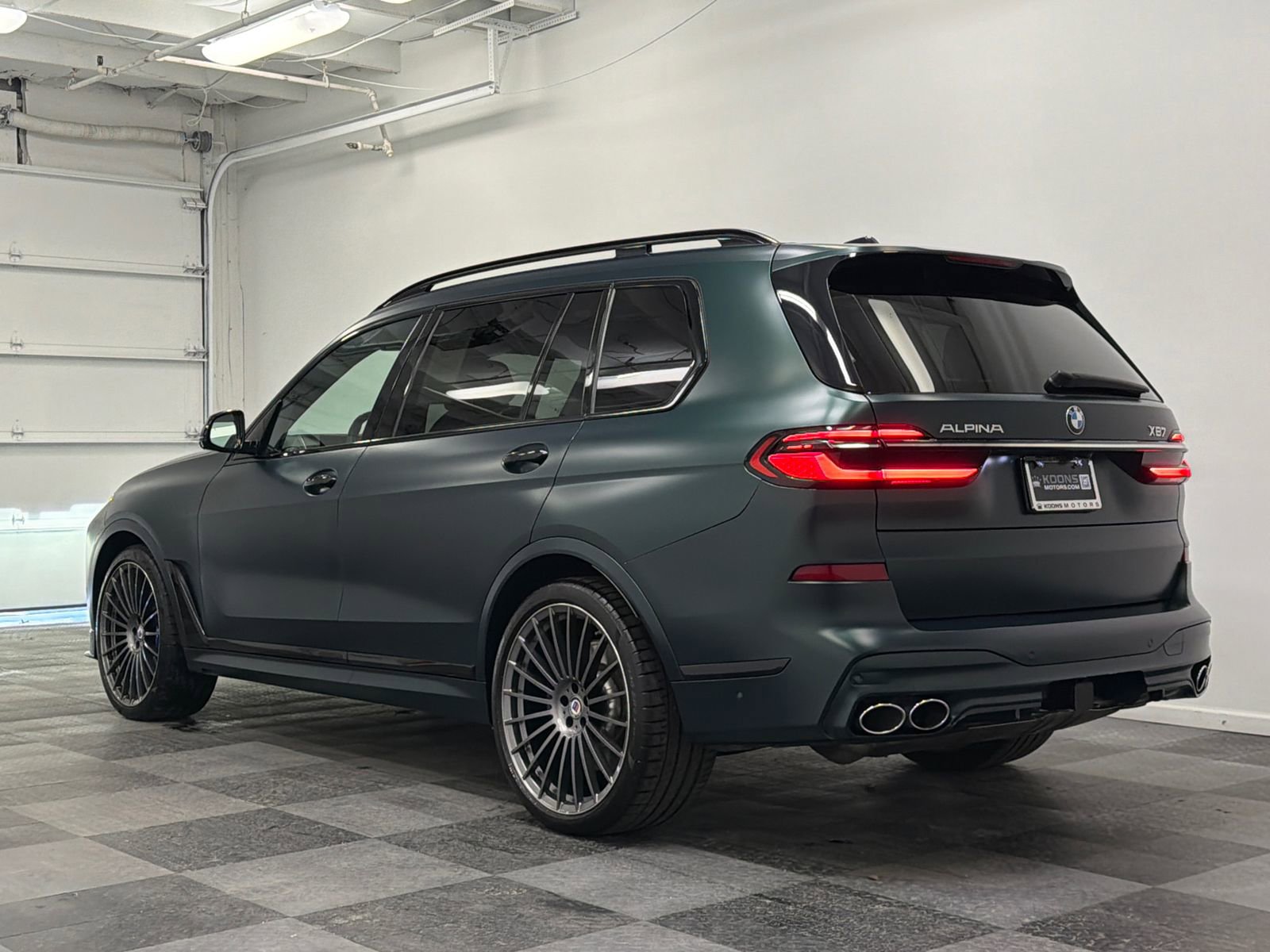 Used 2024 BMW ALPINA XB7 image 9