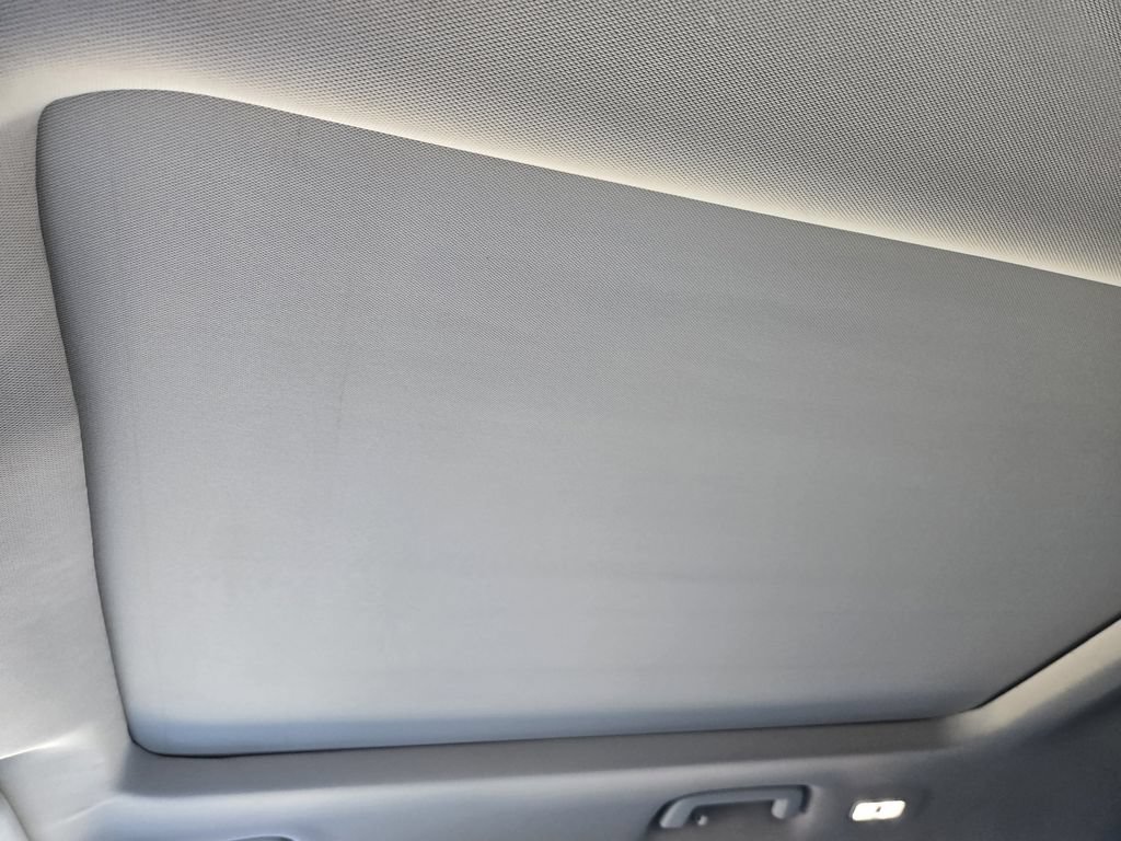 Used 2019 Ford Escape Titanium FWD image 22