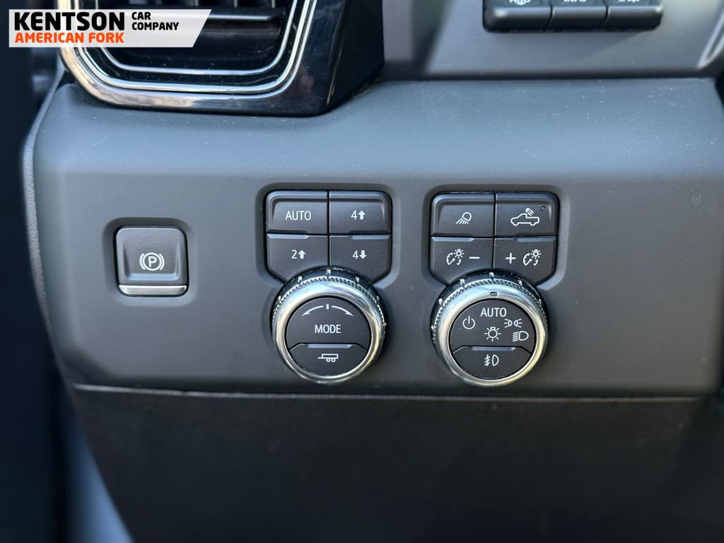 Used 2024 GMC Sierra 2500 AT4 w/ AT4 Premium Plus Package image 22