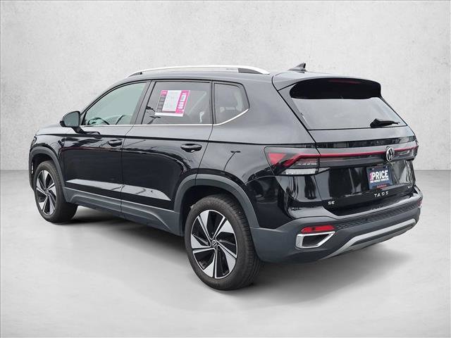 Used 2025 Volkswagen Taos SE AWD/4WD image 8