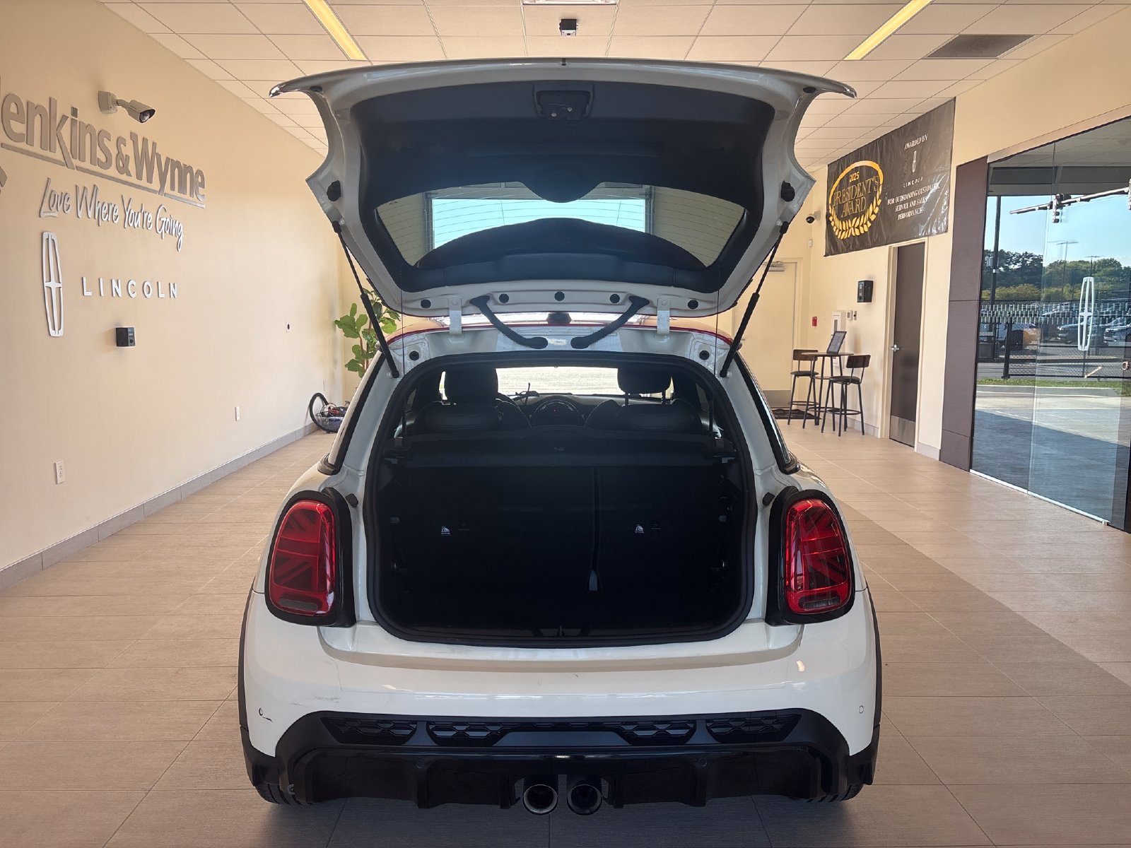 Used 2023 MINI Cooper John Cooper Works w/ Driver Assistance Package FWD image 11