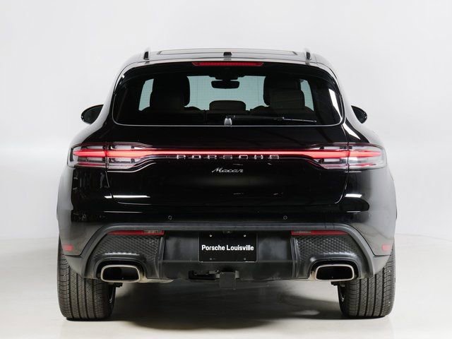 Certified 2025 Porsche Macan 2.0L I4 Turbo image 10