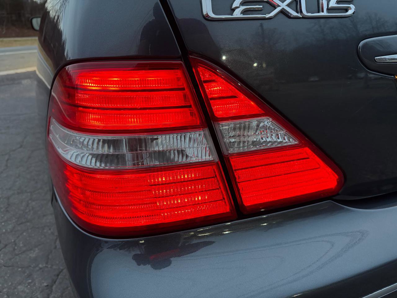 Used 2005 Lexus LS 430 RWD image 45