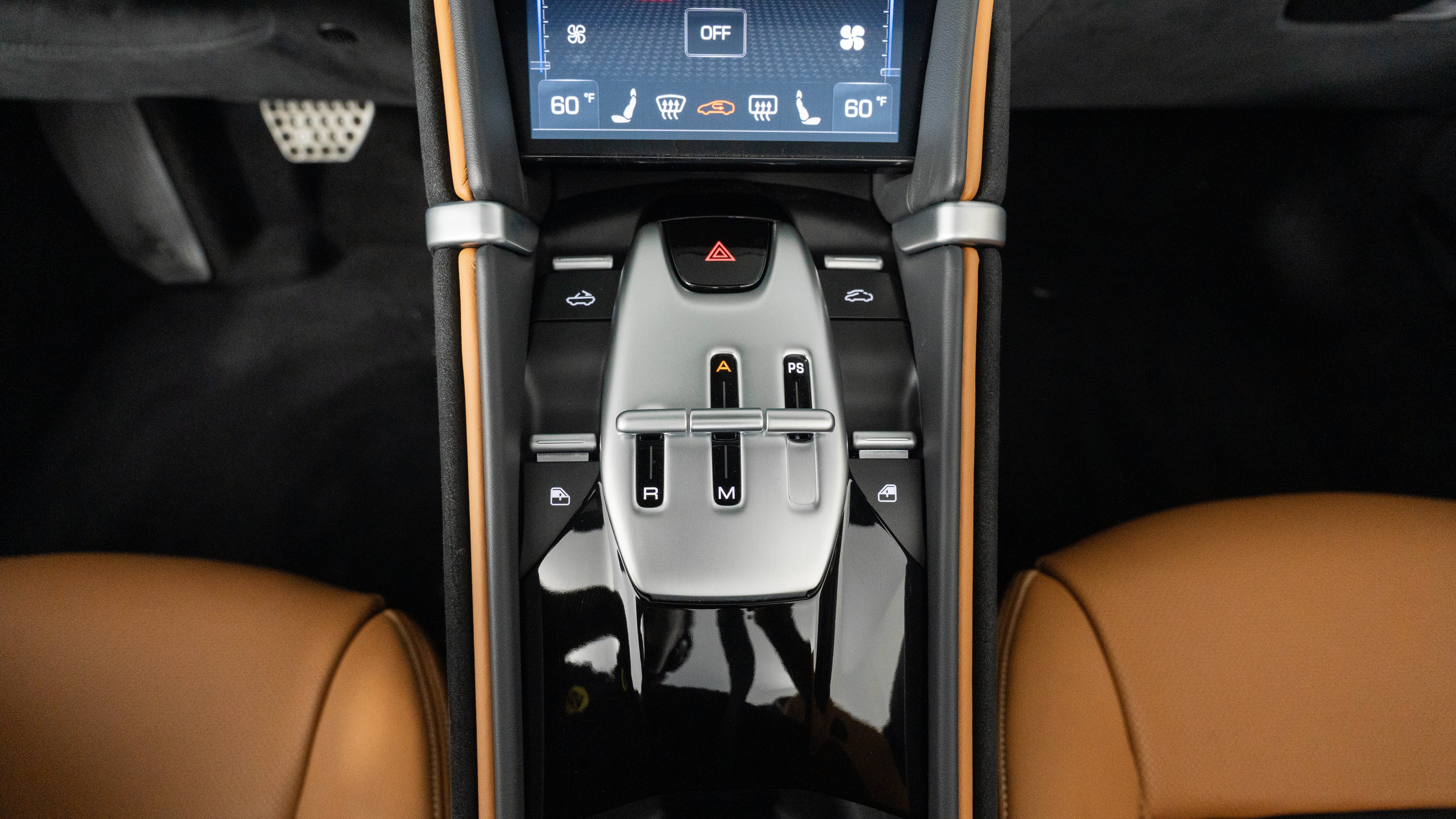 Certified 2025 Ferrari Roma Spider RWD image 27