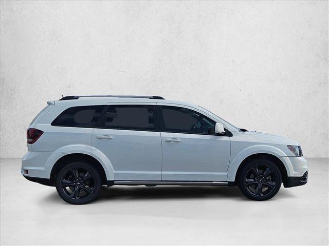 Used 2019 Dodge Journey Crossroad FWD image 4