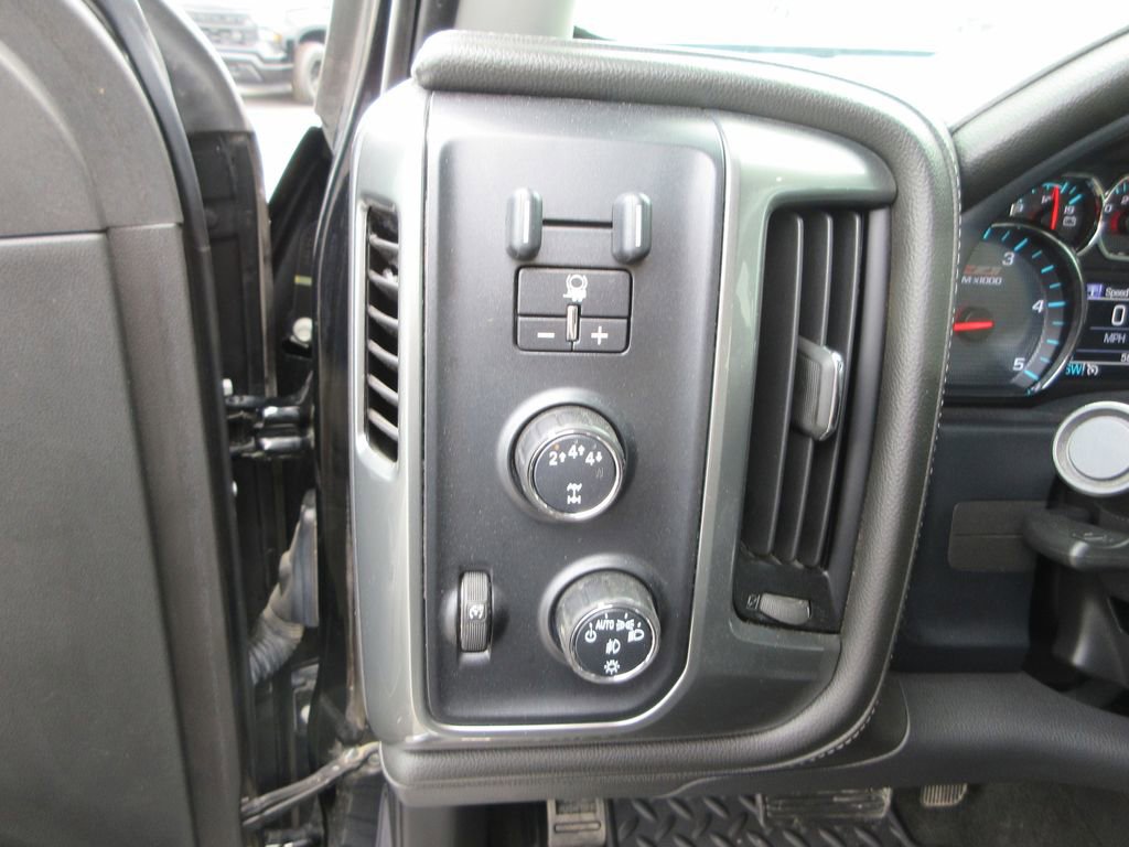 Used 2018 Chevrolet Silverado 2500 LTZ w/ Duramax Plus Package AWD/4WD image 29