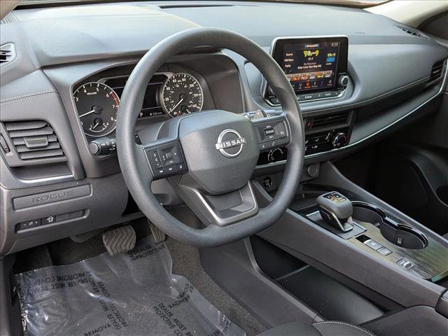 Certified 2025 Nissan Rogue S image 10