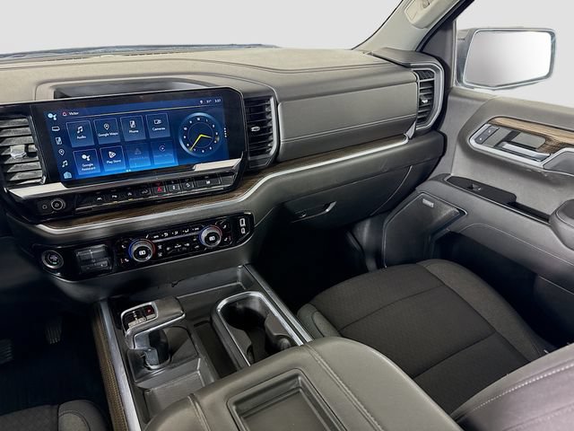 Used 2022 Chevrolet Silverado 1500 RST AWD/4WD image 23