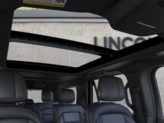 New 2026 Lincoln Navigator Reserve w/ Jet Appearance Package image 22