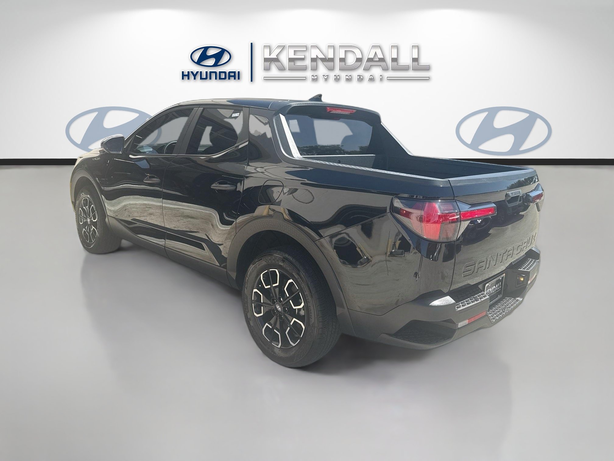 Used 2024 Hyundai Santa Cruz SE FWD image 4