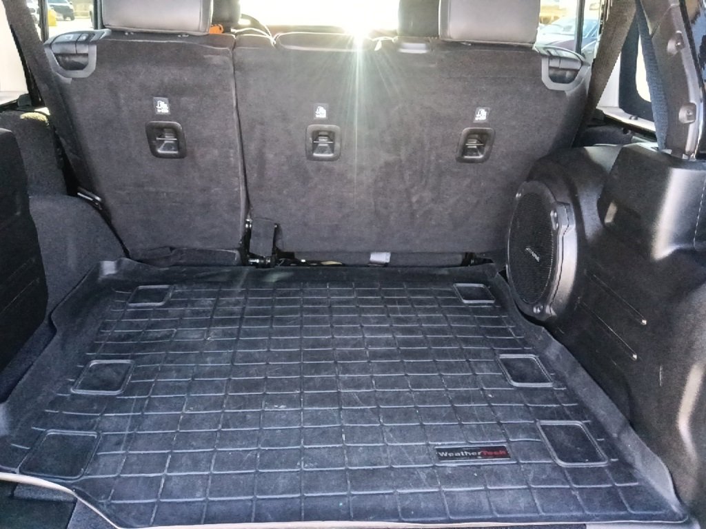 Used 2021 Jeep Wrangler Unlimited Rubicon image 27